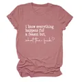 Détail d'un t-shirt à slogan avec l'imprimé 'I know everything happens for a reason' - S / Hauts / Or rose