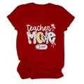 Nahaufnahme des teacher mode off Grafikdrucks auf einem roten kurzärmeligen T-Shirt. - S / Oberteile / Rot