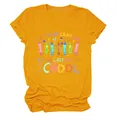 Geel dames T-shirt met kleurrijke 'Get Your Cray On' schoolthema grafische print - S / Tops / Mosterdgeel
