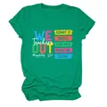Groen dames T-shirt voor leraren met kleurrijke print voor laatste schooldag - S / Tops / Donkergroen