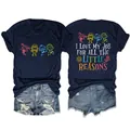 Dettaglio t-shirt blu navy da donna con stampa colorata 'I Love My Job' sul retro - Taglia S / Top / Blu Notte