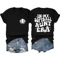 Vorder- und Rückansicht des schwarzen V-Ausschnitt T-Shirts mit Softball Aunt Aufdruck - Schwarz