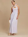 Elegant gestyltes Model in einem fliederfarbenen Multi-Way-Maxikleid vor braunem Grund - S / Unterteile / Lavendel