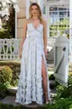 Hellblaues Maxikleid mit Blumenmuster, Neckholder, Kristallbesatz und Schlitz. - S / Kleider / Azurblau