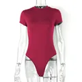 Body de manga corta ajustado en color rojo oscuro para la moda casual de verano mujer - S / Tops / Burdeos