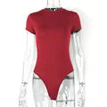 Body rosso classico a maniche corte e vestibilità slim da donna con scollo rotondo minimalista - Taglia S / Top / Rosso