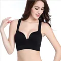 Seamless wireless black sports bra for yoga and fitness with push-up effect support - M / Tops / Black