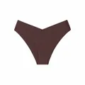 Bequemer nahtloser brauner Eisseiden-Bikini-Slip mit modischem niedrigem V-Taillen-Design. - S / Unterteile / Dunkellila