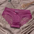 Culotte sans couture en soie glacée violette avec dentelle florale et entrejambe en coton - Bordeaux