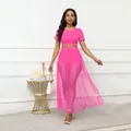 Set rosa da 3 pezzi composto da crop top, pantaloncini e gonna in rete con perline fine - Taglia S / Top E Pantaloni / Rosso rosa