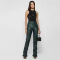 Elegantes pantalones de mujer en cuero PU verde oscuro de talle alto con drapeado - S / Verde Oscuro