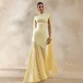Elegant pale yellow mesh ribbon dress with a slim fit and pleated asymmetrical hem. - S / Top And Bottom / Yellow