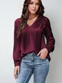 Elegante camicetta in raso bordeaux con scollo a V e polsini a pieghe per donna - Taglia S / Top / Borgogna