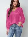 Elegante camicetta in raso fucsia a maniche lunghe con scollo a V e dettaglio a pieghe - Rosa