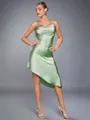 Robe longue satinée vert sauge avec bretelles fines et ourlet asymétrique chic - XS / Vert menthe