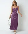 Robe nuisette élégante en satin violet avec col bénitier et design maxi sans manches. - XS / Haut Et Bas / Violet