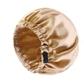Detailansicht der verstellbaren Schnalle an der champagnerfarbenen Satin-Schlafmütze - Einheitsgröße / Khaki