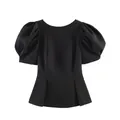 Elegantes schwarzes Oberteil mit Puffärmeln, Detailansicht von Stoff und Schnitt - XS / Oberteile / Schwarz