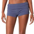 Vue détaillée du short bleu pour femme en maille gaufrée avec taille basse à revers. - Bleu