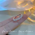 Eleganter silberfarbener offener Ring mit funkelnden Schmetterlings-Zirkonia-Motiven für Damen - Strass Blume Offener Stil (J798 Silber) / Silber