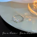 Eleganter silberner Schmetterlingsring offen mit funkelndem Zirkonia für Damen - Doppel-Schmetterlings-Strass-Stil (J669 Silber) / Silber