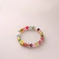 Eleganter mehrfarbiger Naturstein-Perlenarmband mit einem traditionellen Goldmünzen-Anhänger - Mehrfarbiger Perlen/Münzanhänger-Stil (J1059 Mehrfarbig) / bunt