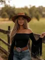 Haut à épaules dénudées et manches longues avec franges style Western chic - S / Hauts / Noir