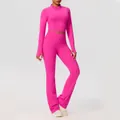 Levendig roze tweedelige yogaset met vest met rits en uitlopende legging. - S / Boven- En Onderstuk / Rozerood