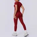 Set yoga due pezzi rosso scuro senza cuciture con top a maniche corte e leggings a vita alta - Borgogna