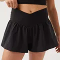 Breathable black cross waist yoga sports skirt with anti-exposure lining for gym - S / Bottoms / Black