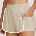 Beige high-waisted quick-dry pleated yoga skort with functional side pocket for running - S / Bottoms / Apricot