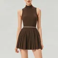 Vestido de tenis plisado marrón sin mangas con cremallera frontal y raya blanca en la cintura - XS / Conjunto (Parte Superior e Inferior) - Sin Mangas / Marrón