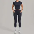 Ensemble de sport bleu marine ajusté avec haut court à manches courtes et leggings - S / Haut et Bas / Bleu Vert Foncé