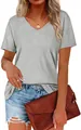 T-shirt décontracté pour femme à col en V et côtes grises avec un short en jean. - S / Hauts / Gris