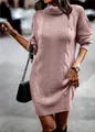 Elegante vestido de punto rosa empolvado con cuello alto y trenzas para mujer en otoño - Rosa