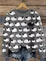 Vista dettagliata del maglione in maglia grigia da donna con motivo a pecorelle bianche e nere. - 3XL / Top (8656-Motivo a Pecorelle) / Grigio