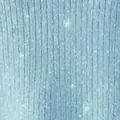 Dettaglio ravvicinato del tessuto in maglia celeste glitterata per la t-shirt a maniche lunghe - XS / Top / Celeste
