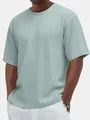 Vista dettagliata della t-shirt da uomo a girocollo con trama a trecce strutturata - Taglia S / Top / Ciano
