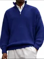 Vista detallada del suéter de punto azul para hombre con cremallera y textura gruesa - S / Tops / Azul