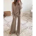 Ensemble en tricot 2 pièces avec haut taupe à épaules dénudées et pantalon large lounge - S / Haut Et Bas / Kaki