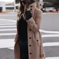 Elegante lange wollen jas voor dames in camel met een stijlvolle riem en knopen - S / Tops / Khaki