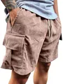 Nahaufnahme von Herren-Cord-Cargo-Shorts mit Kordelzug und großen Seitentaschen - Lotosrosa