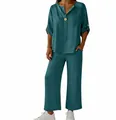Vue complète d'un ensemble deux pièces turquoise pour femme avec col en V et pantalon large - Vert malachite