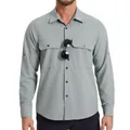 Vista frontal de la camisa táctica gris con cierre de botones y bolsillos en el pecho - S / Tops / Gris claro