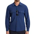 Detalle de camisa táctica azul marino de secado rápido con dos bolsillos - Azul marino