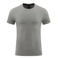 Λεπτομέρεια ανδρικού αθλητικού T-shirt που στεγνώνει γρήγορα με αναπνεύσιμα πλαϊνά πάνελ. - M / Tops / Γκρι του σιδήρου