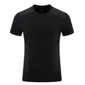 Μπροστινή όψη μαύρου ανδρικού αθλητικού T-shirt με ειδικές αναπνεύσιμες οπές για αερισμό - M / Tops / Μαύρο κάρβουνο