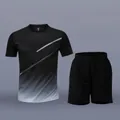 Close-up of men's black quick-dry soccer training t-shirt and shorts set with gradient pattern - M / Top And Bottom / Black