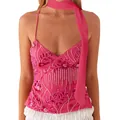 Detailansicht eines rosa Pailletten-bestickten Tops mit passendem Schal für einen sommerlichen Look - S / Halstuch-Top / Fuchsia