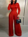 Vista detallada de mono rojo de manga larga para mujer con pernera ancha y diseño de cuello alto - S / Top y Pantalones / Rojo